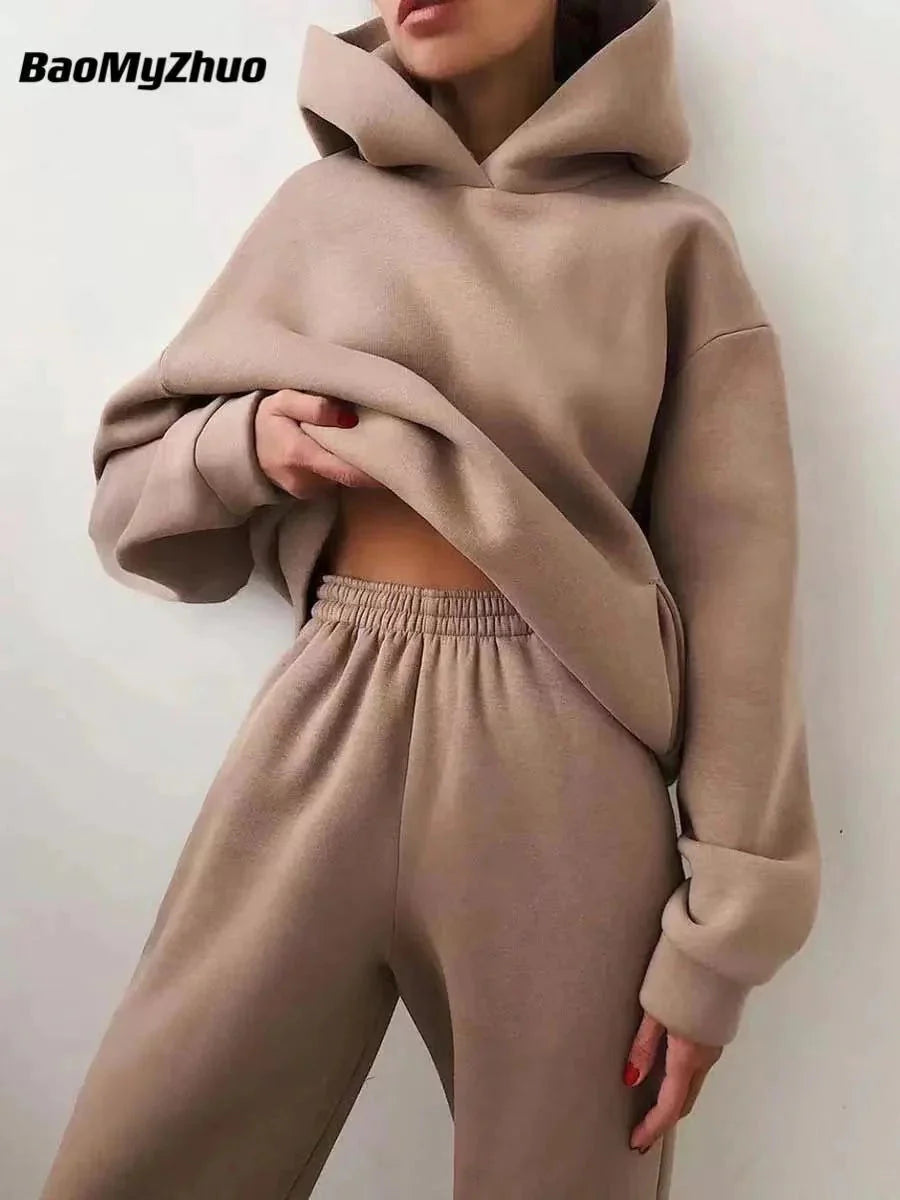 Two-Piece Athletic Tracksuit Ensemble